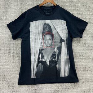 Beyonce Merch On Air Icon Tee